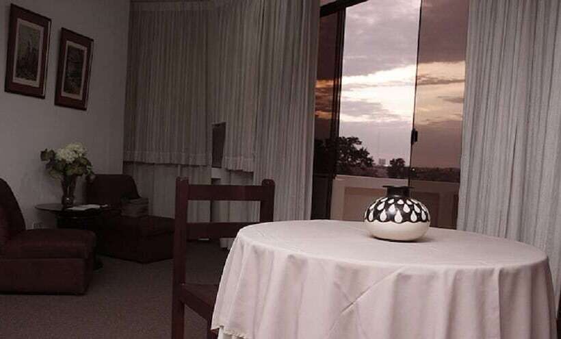 스위트, Las Musas Hotel & Casino
