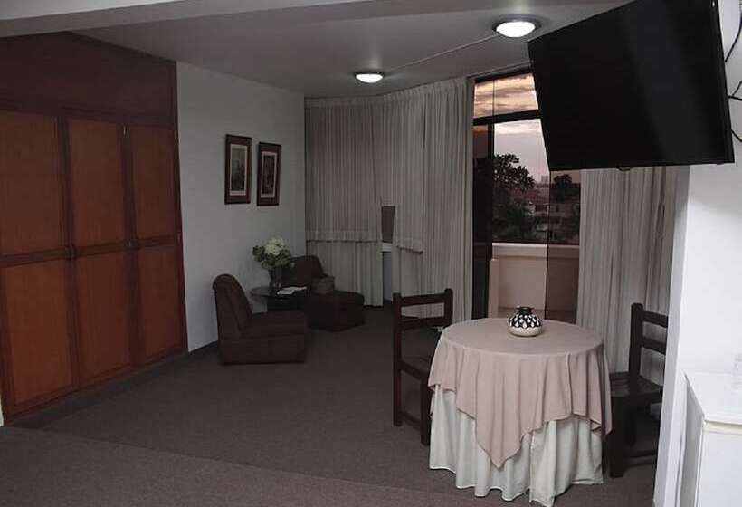 스위트, Las Musas Hotel & Casino