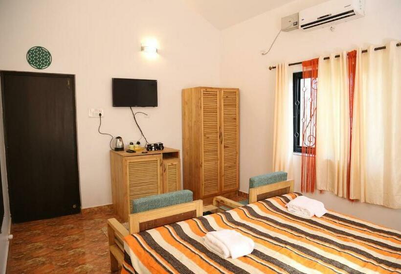 Апартаменты 2 Спальни с Балконом, Villa Baywalk Goa