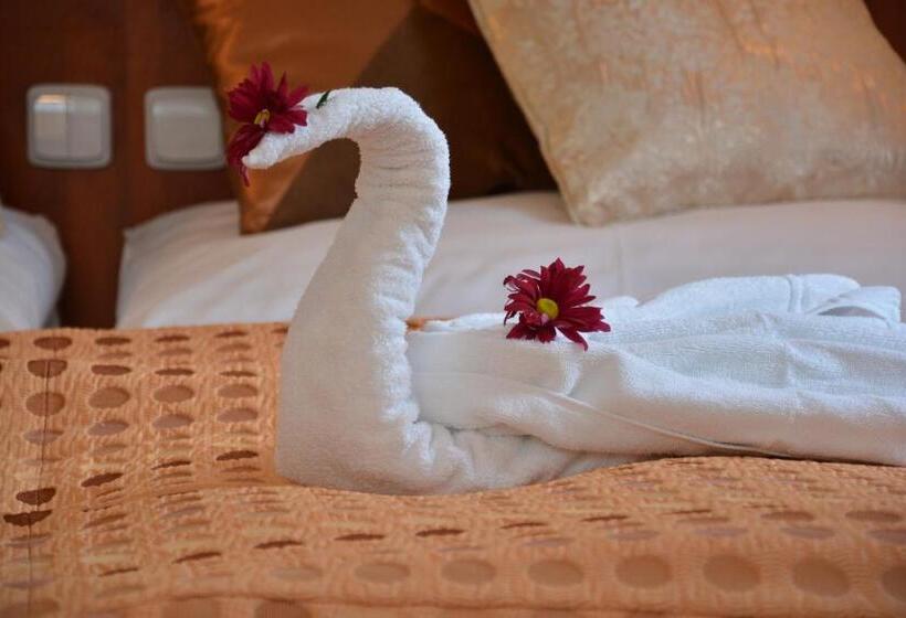 带花园景观的标准三人间, Spa & Wellness Hotel Harmonie