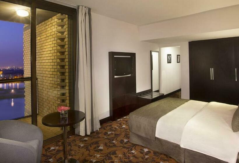 اتاق استاندارد با تخت بزرگ, Babylon Rotana