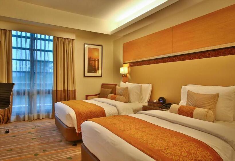 デラックスルーム, Best Western Plus The Ivywall Hotel   Palawan