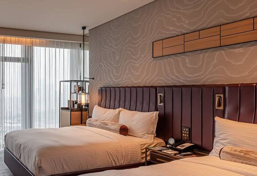 Standard Room 2 Double Beds, Fairmont Quasar Istanbul