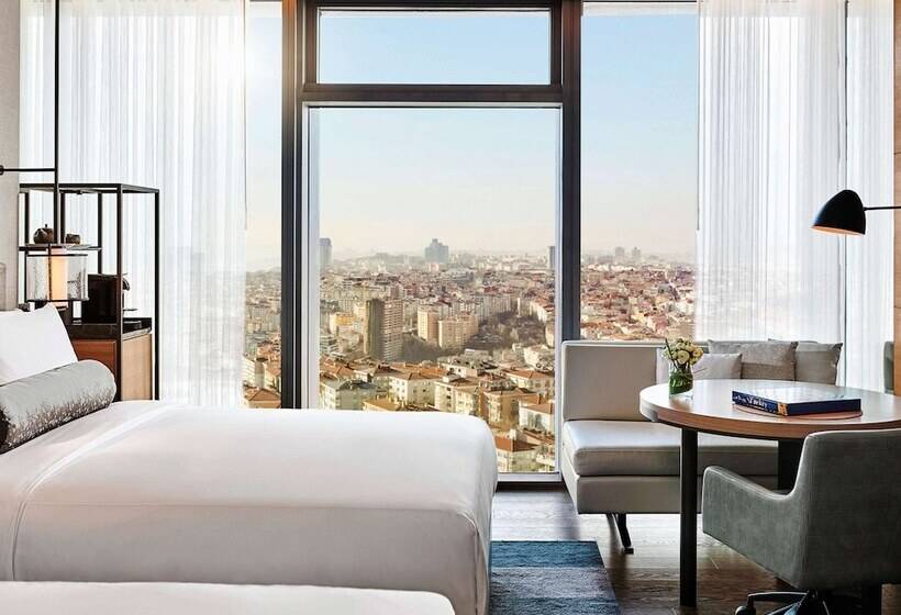 Business Room, Fairmont Quasar Istanbul