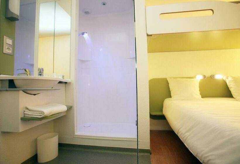 Номер Стандарт Трехместный, Ibis Budget Nantes Reze Aeroport