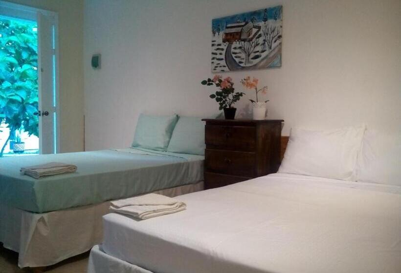 Familienzimmer, Mansion Giahn Bed & Breakfast