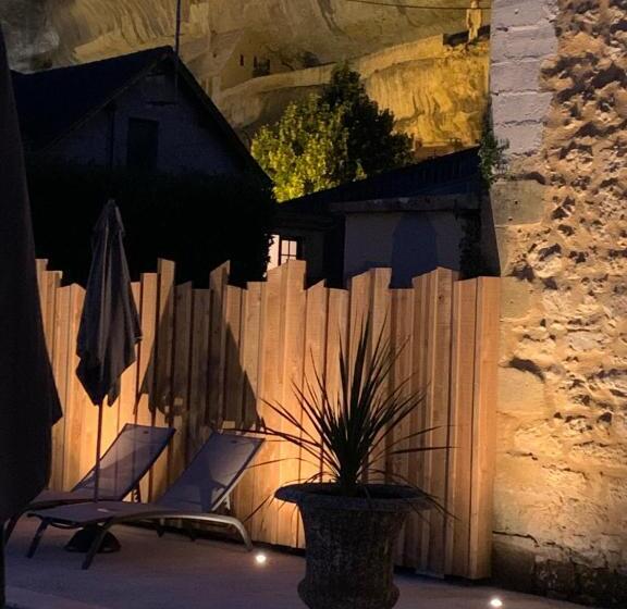 اتاق استاندارد با چشم‌انداز کوهستان, La Villa Du 15   Chambres Indépendantes & Autonomes Du Restaurant La Maison   Clim Et Piscine Chauff