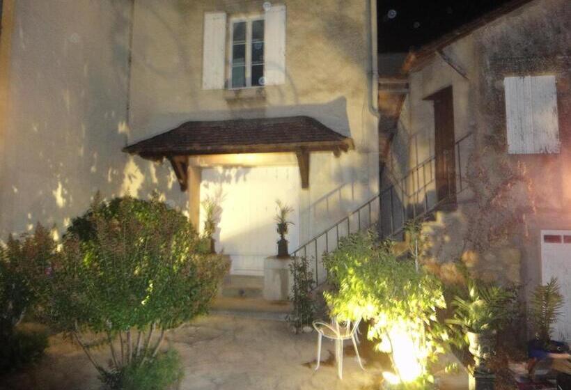 اتاق استاندارد با چشم‌انداز کوهستان, La Villa Du 15   Chambres Indépendantes & Autonomes Du Restaurant La Maison   Clim Et Piscine Chauff