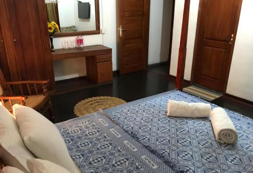 标准间, Aloy S Residence