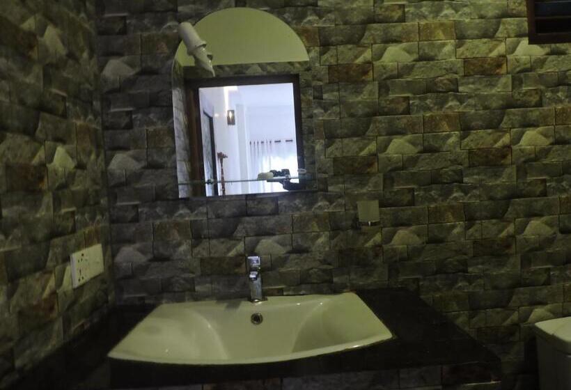 Номер Стандарт Трехместный, Asantha Guest House