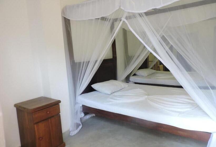 Номер Economy, Asantha Guest House
