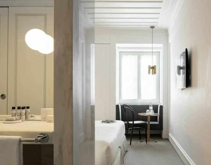 Quarto standard, Lisboa Pessoa