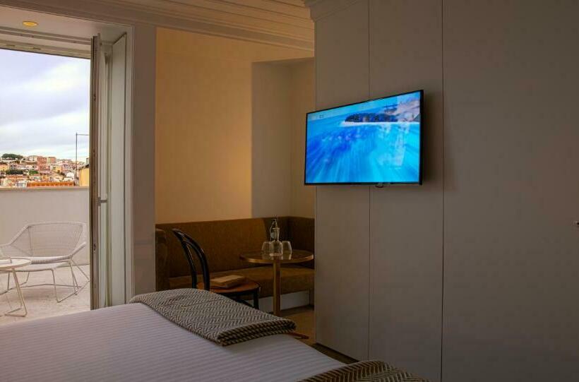Quarto Standard com Vistas, Lisboa Pessoa