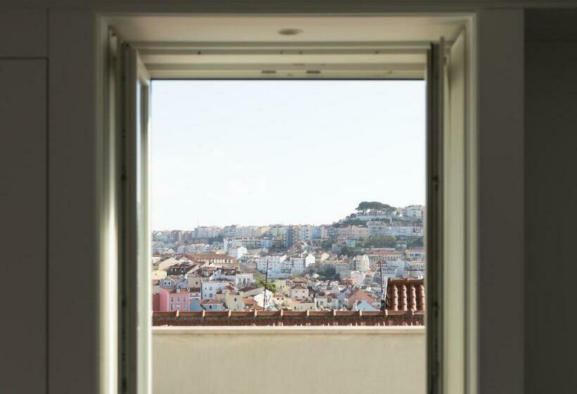 Quarto Standard com Vistas, Lisboa Pessoa