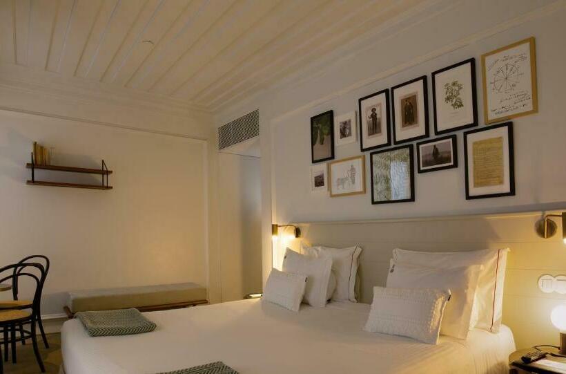Quarto superior, Lisboa Pessoa