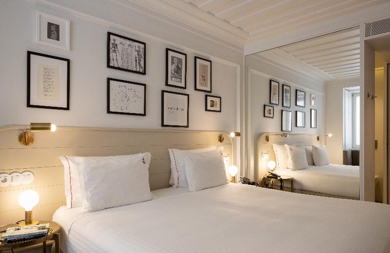 Quarto Basic, Lisboa Pessoa