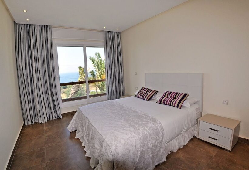 Apartamento 4 Quartos, Mnar Castle
