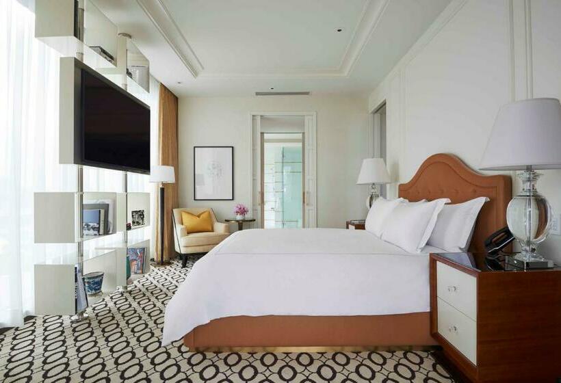 디럭스 주니어 스위트, Waldorf Astoria Beverly Hills
