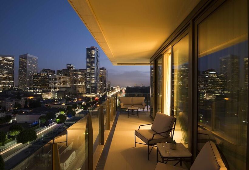 سوییت جونیور لوکس, Waldorf Astoria Beverly Hills