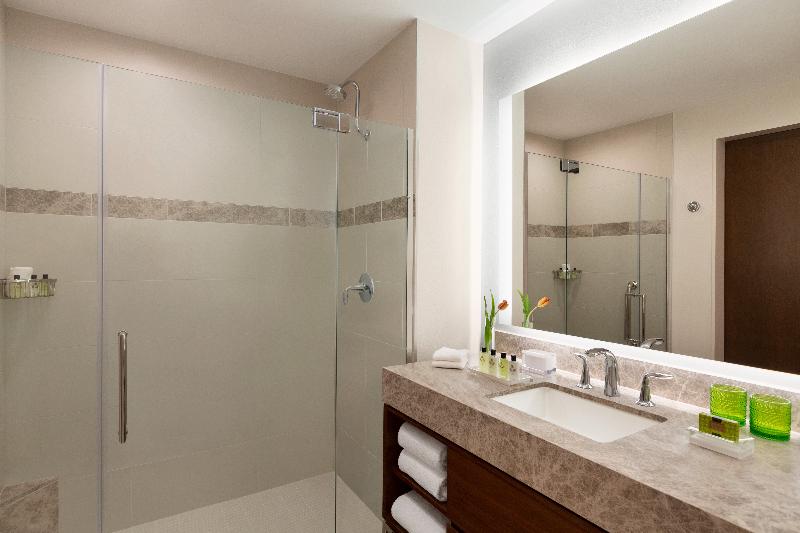 디럭스 주니어 스위트, Waldorf Astoria Beverly Hills