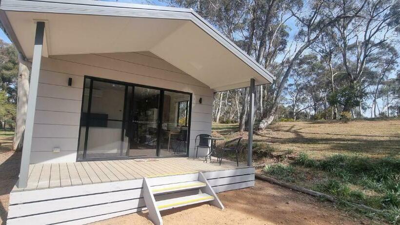 디럭스 패밀리 룸, Wedderburn Caravan Park