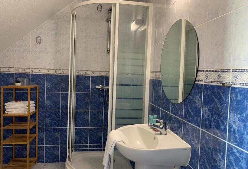 Апартаменты 1 Спальня Вид на Сад, Hôtel Heod   Binic   Saint Quay Portrieux