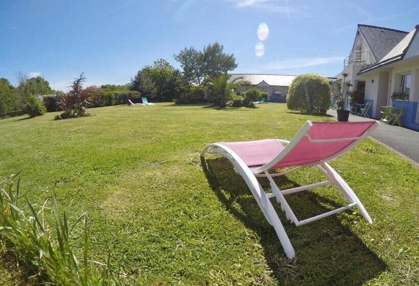 Семейный Номер Вид на Сад, Hôtel Heod   Binic   Saint Quay Portrieux