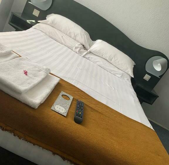Номер Стандарт Вид на Сад, Hôtel Heod   Binic   Saint Quay Portrieux