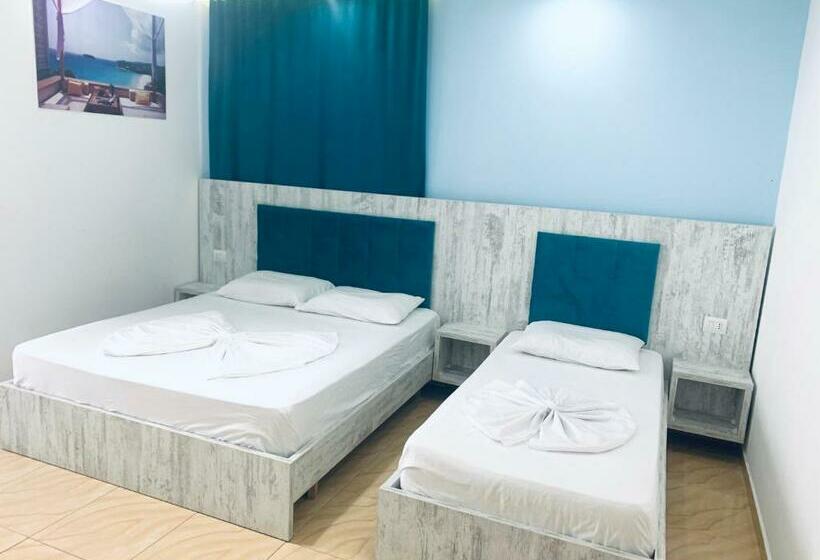 Номер Стандарт Трехместный, Lakaj