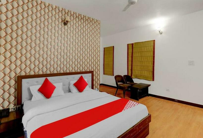 Трехместный Номер Классика, Oyo Flagship 81457 Hotel Bibo Hill View