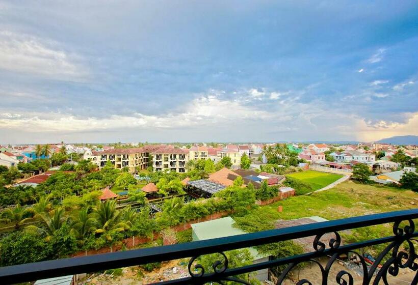 اتاق لوکس با چشم‌انداز شهر, Lasenta Boutique Hotel Hoian