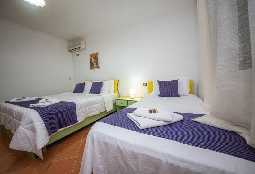 اتاق استاندارد سه نفره, Sebastiano Resort