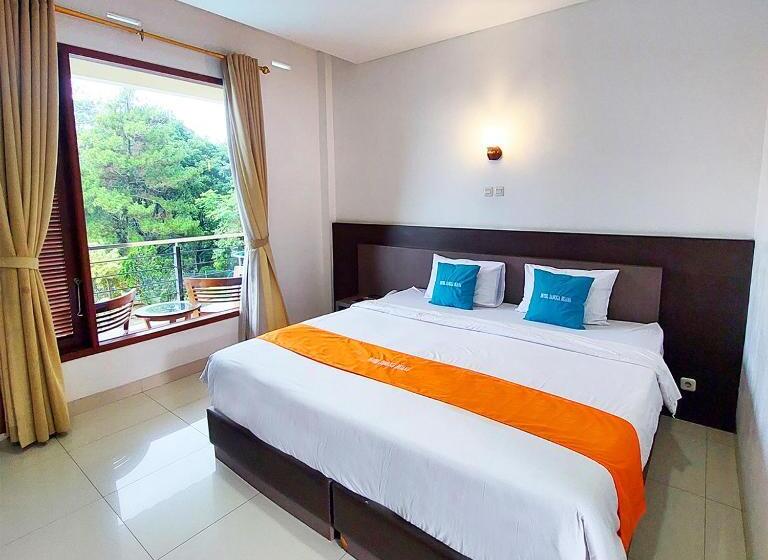 디럭스 룸 킹사이즈 침대, Sangga Buana Resort & Convention