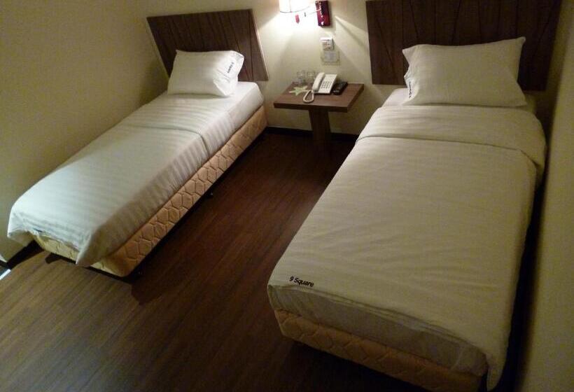 Номер Deluxe, 9 Square Hotel   Bangi