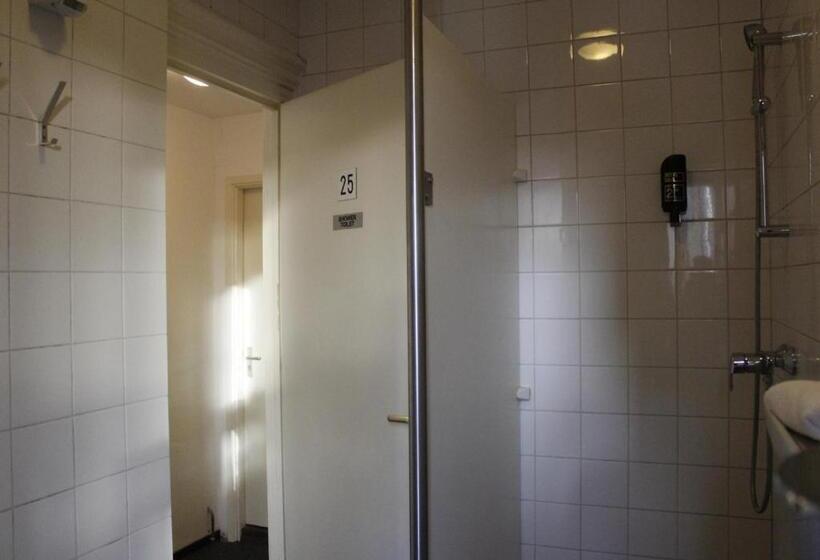 Quarto Triplo Estandar, City