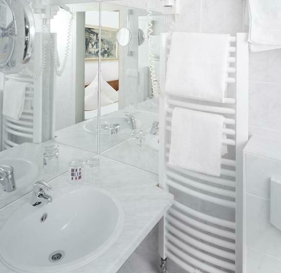 标准单人间, Haus Von Der Heyde
