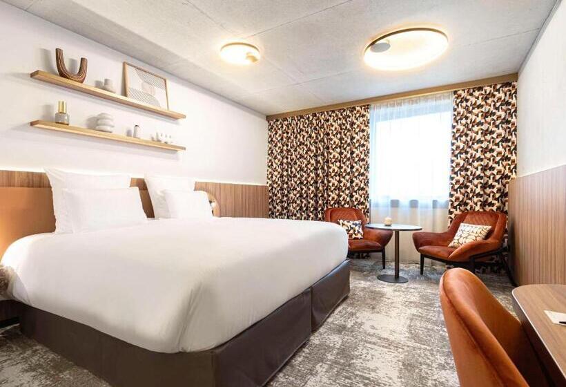 اتاق سوپریور خانوادگی, Pullman Lyon