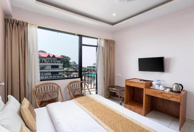 اتاق لوکس با بالکن, Buddha S Abode  Best Hotel In Mcleodganj Main Market