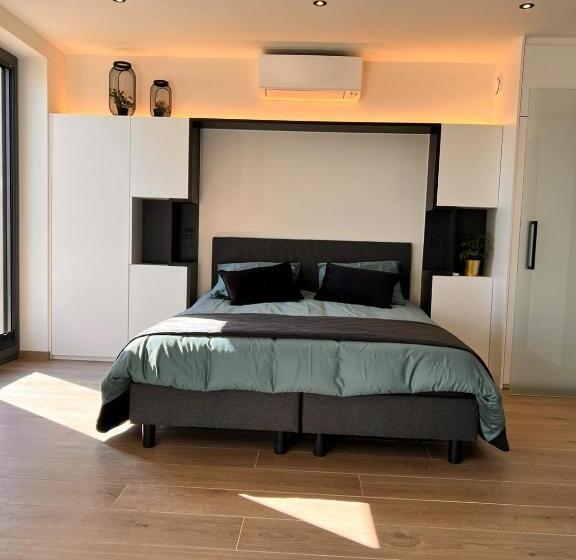 اتاق استاندارد, Inova Guesthouse
