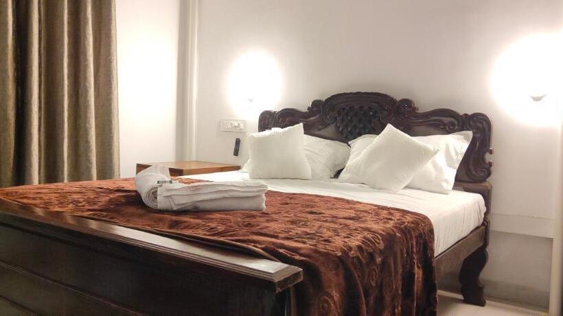 Номер Deluxe Вид на Море, Marari Blue Whale Beach House