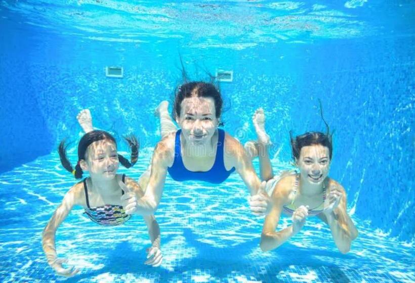 Студия Стандарт Вид на Море, Near Us Embassy X Free Unlimited Pool, Massage & Sauna Access X Promo This Month! Explore Deluxe Stu