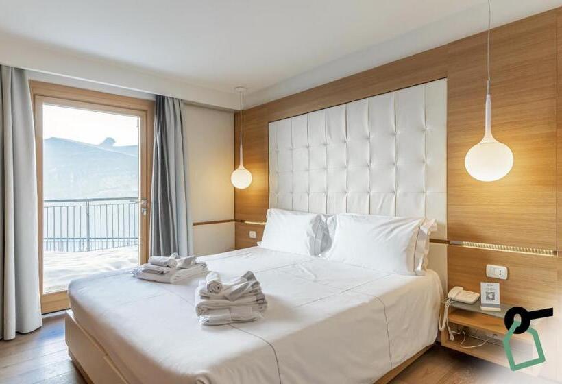 Номер Deluxe, Hotiday Hotel Cervinia