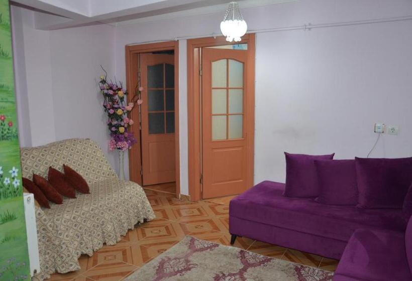 Apartamento 1 Dormitório Vista Jardim, Işıl