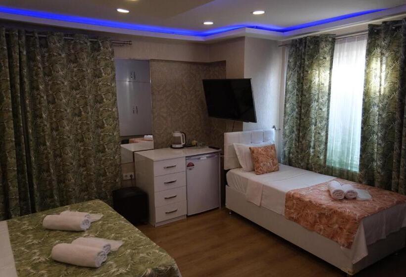 Quarto Quádruplo Deluxe, Işıl
