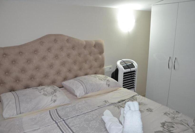 Apartamento 1 Dormitório Vista Jardim, Işıl