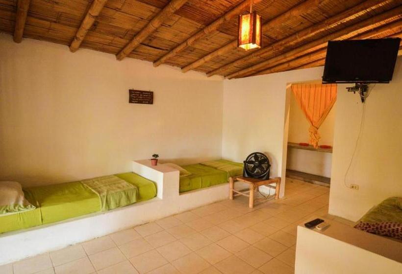 اتاق استاندارد چهار تخته, Casa Sebas Máncora   Pool Beach