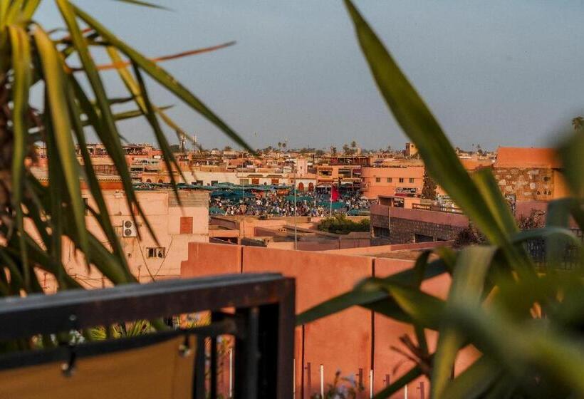 آپارتمان 1 خوابه با تراس, Dar Nourdha