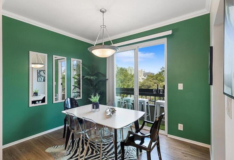 Apartamento 2 Dormitórios, Beverly Hills Glamour Oasis 2 Br Apt With Parking 304