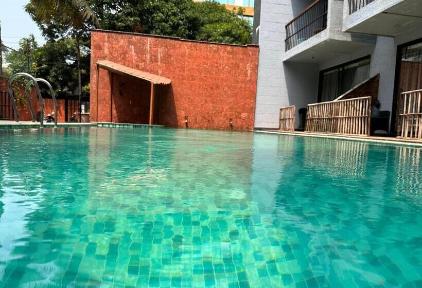 Номер Deluxe с Балконом, De Aqua Resort