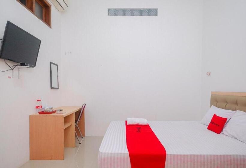 Номер Стандарт, Reddoorz Syariah Near Alun Alun Temanggung